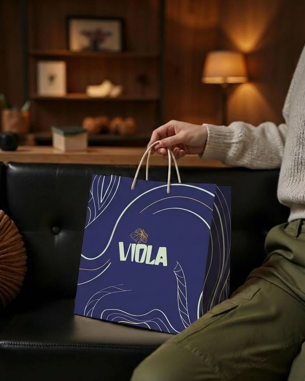 Viola shopping bag mockup